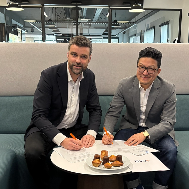 Signature partenariat FEB et 4CAD