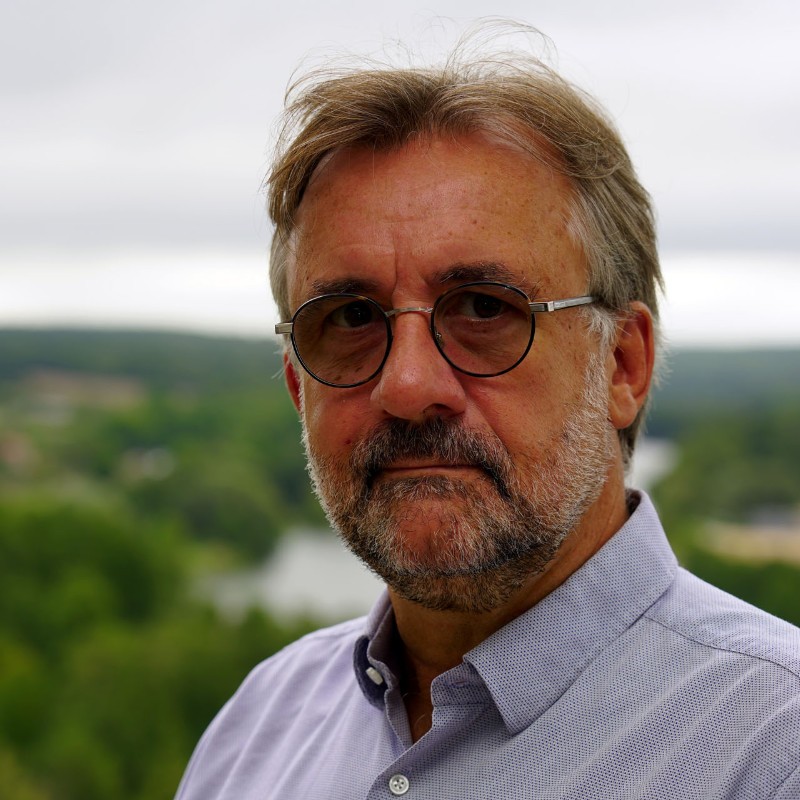 Hugues François
